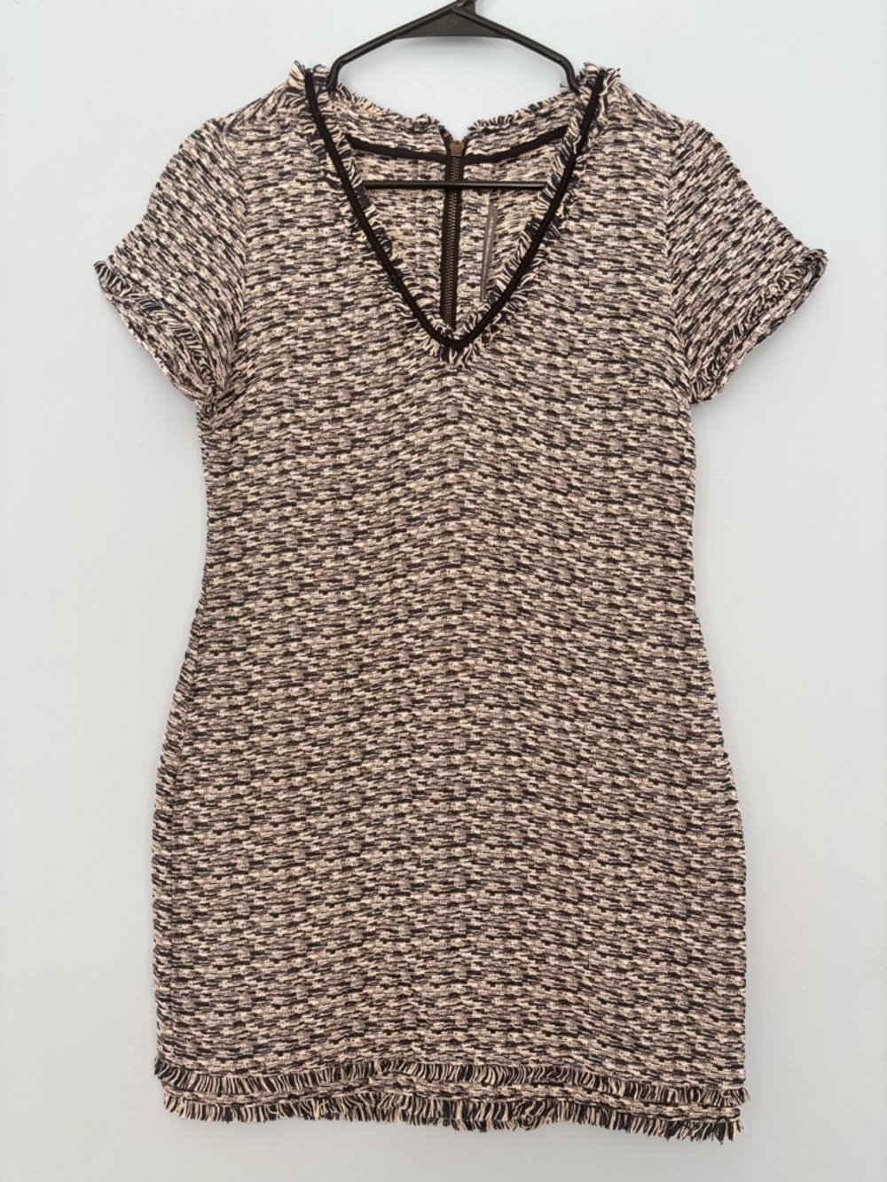 NWT Twelfth Street by Cynthia Vincent Tweed Fringe V Neck Shift Dress Size 4